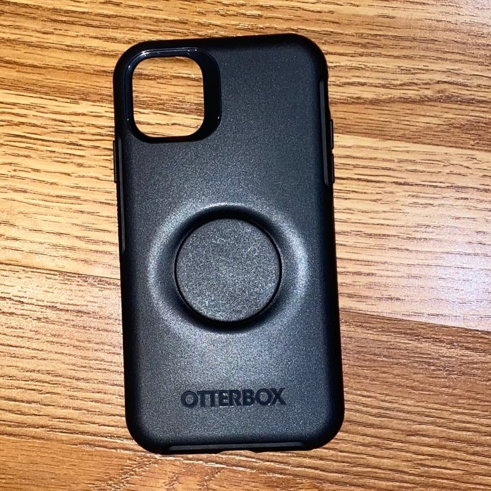 IPhone 11 Otterbox Case